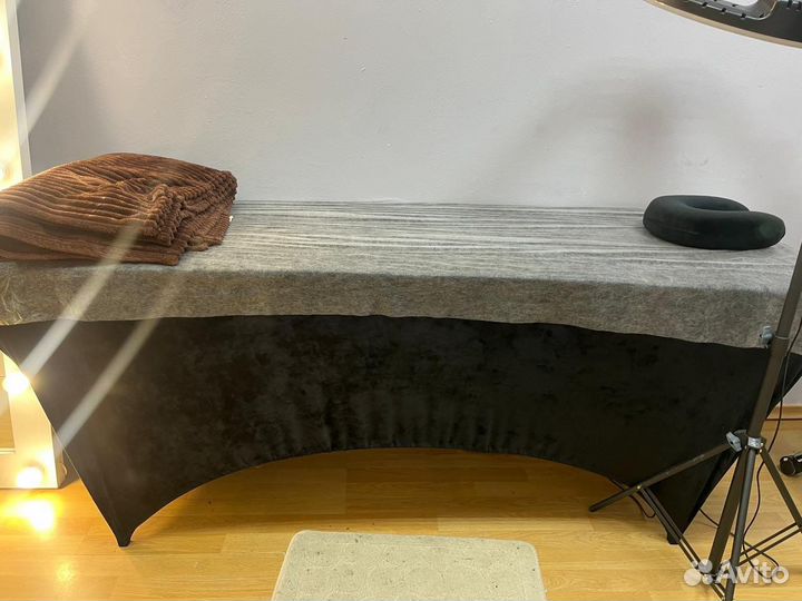 Продам кушетку с матрасом и чехлом