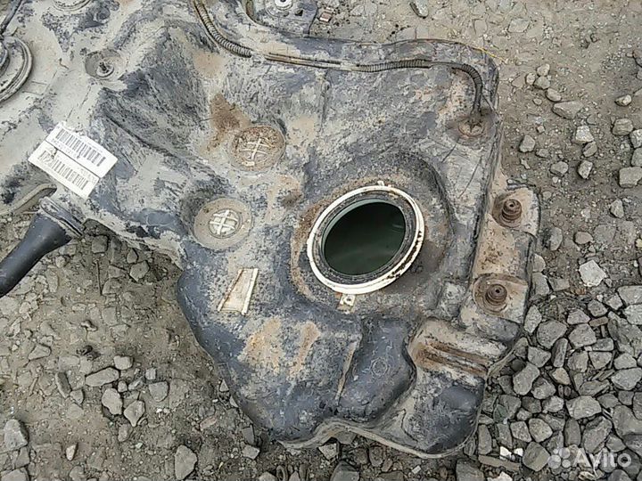 Бак топливный A4 (B8)