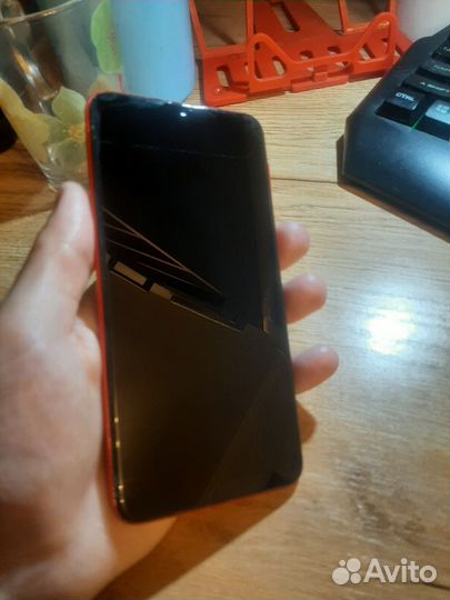 Samsung Galaxy A10, 2/32 ГБ