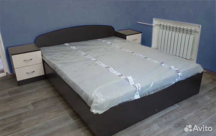 Кровать венге 2-спальная с матрасом
