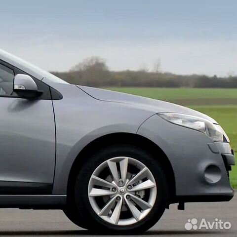 Крыло переднее правое в цвет Renault Megane 3