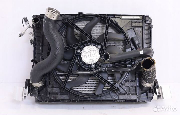 Телевизор в сборе с радиаторами BMW G20 G21