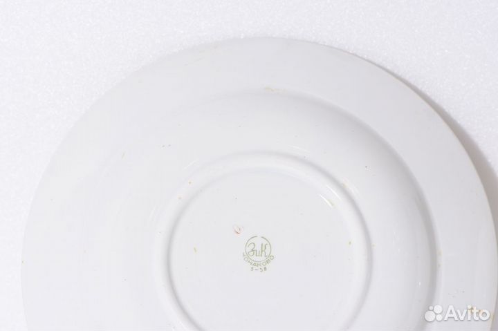 Обеденные тарелки с цветочным декором зик 1950г