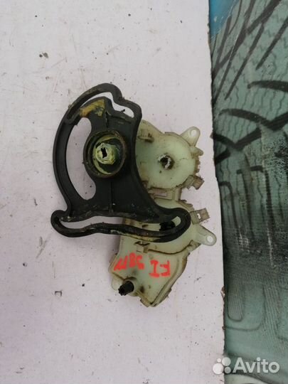 Механизм заслонок печки Форд фокус 1