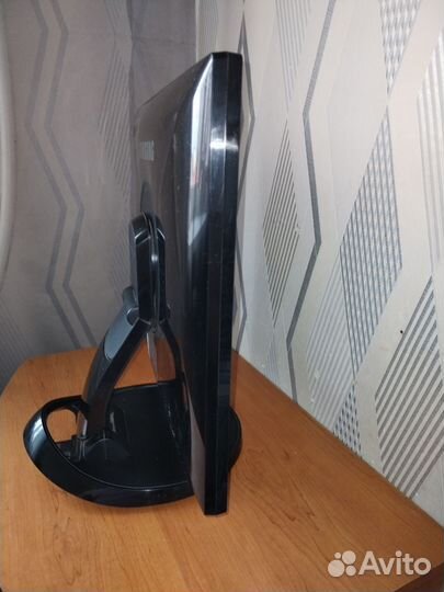 Монитор Samsung