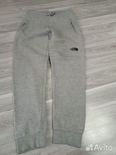 Спортивные штаны TNF