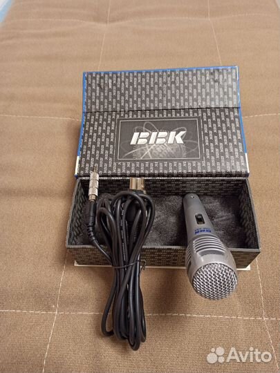 Микрофон для караоке-систем проводной BBK