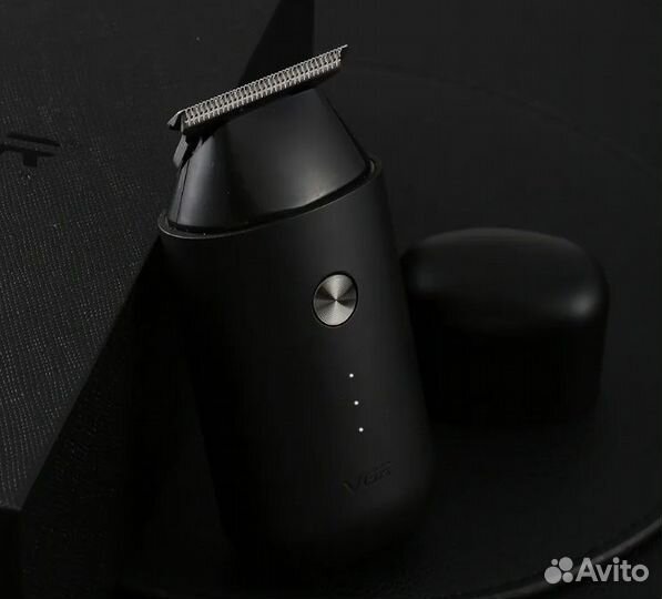 Бритва для мужчин электрическая VGR V-932