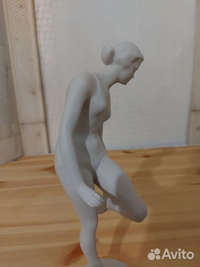 Статуэтка бисквит гимнастка Барановка