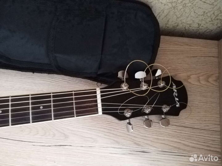 Акустическая гитара aria