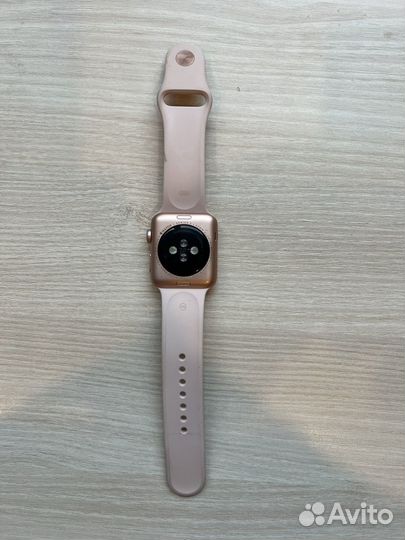 Часы apple watch series 3 42 mm