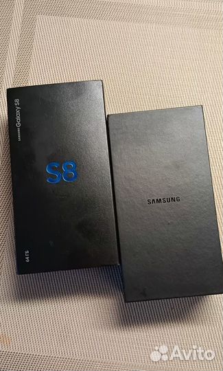 Коробка от Samsung S8, цена договорная