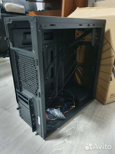Корпус Accord. ATX, mATX