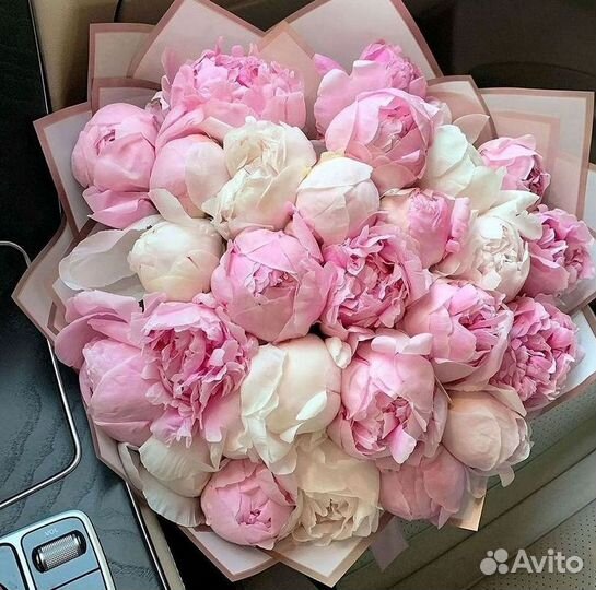 Пионы Букет пионов Доставка цветов