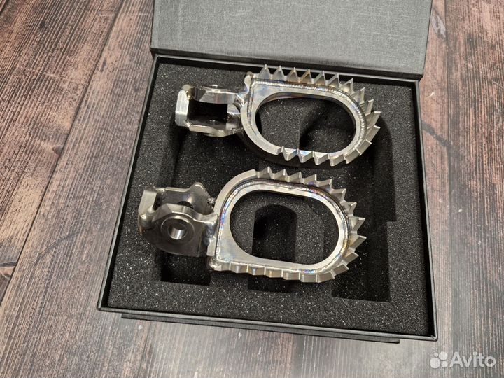 Титановые пеги для KTM 2024, Husqvarna 2024 TBI