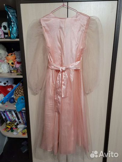 Платье 46 размера