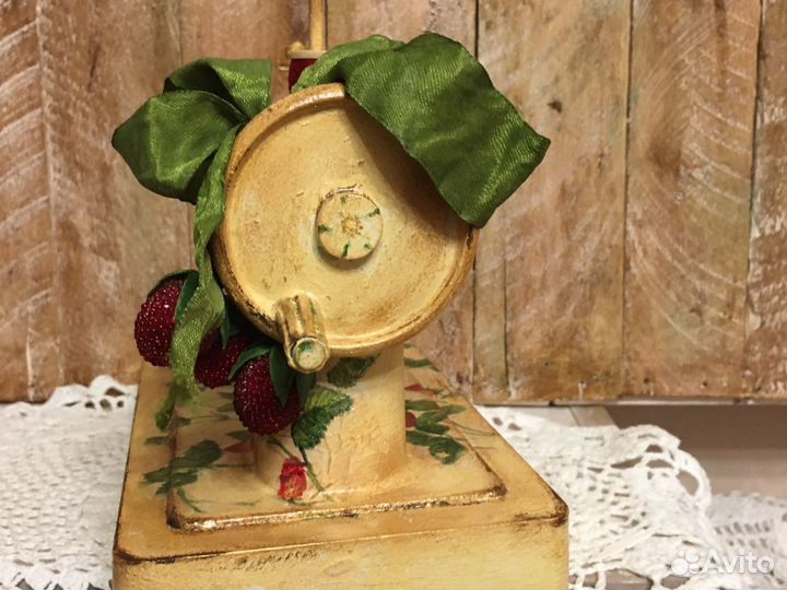 Детская швейная машинка. Декор для интерьера детск