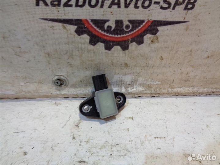 Датчик AIR BAG VW Passat (B6) 2005-2010