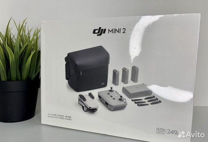 Квадрокоптер DJI Mini 2 fly more combo