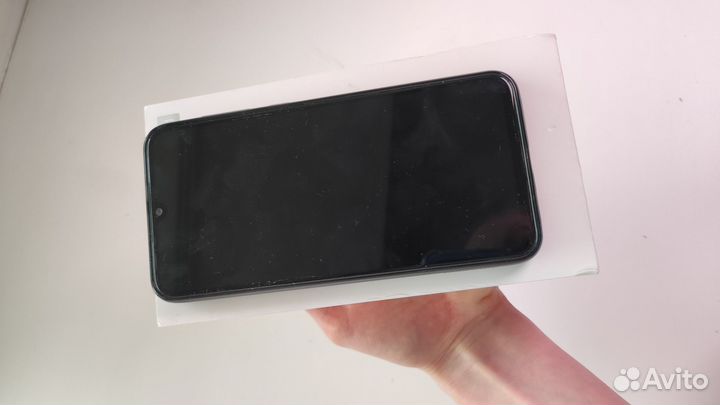 Xiaomi Mi 9 SE, 6/64 ГБ