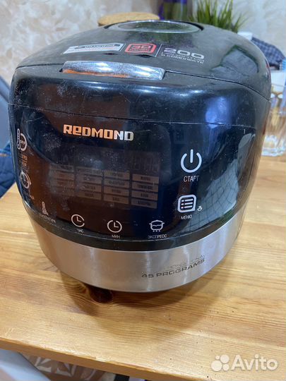 Мультиварка redmond m90