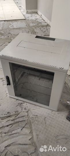 Шкаф телекоммуникационный в серверную