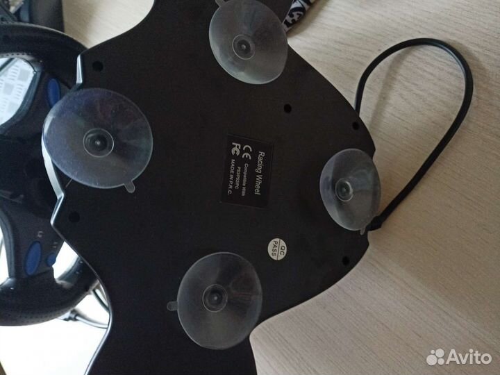 Игровой руль с педалями