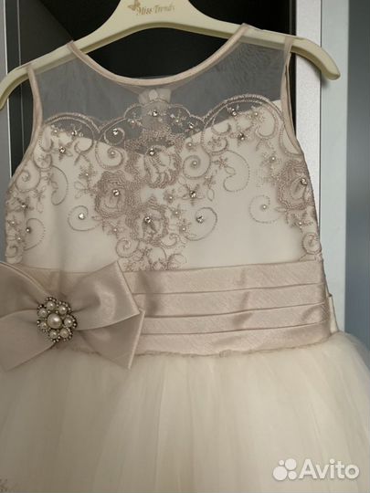 Праздничное платье