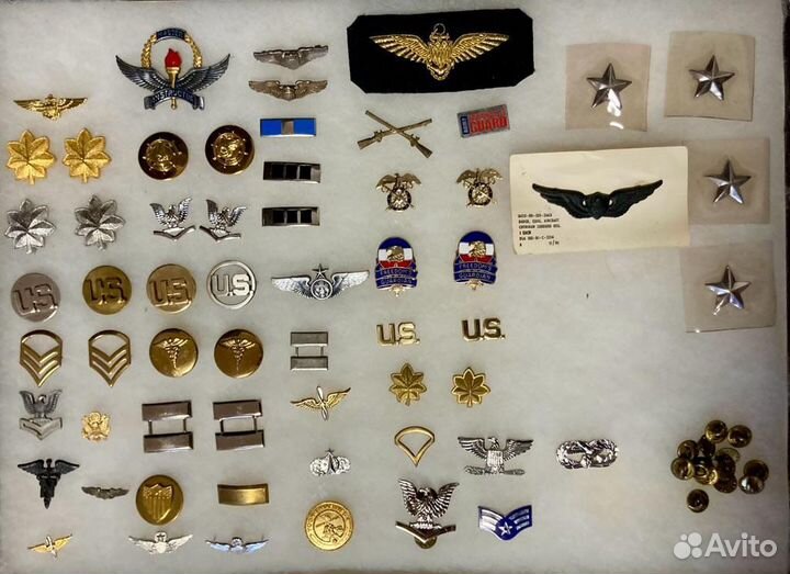 Кокарды шевроны бейджи знаки различия