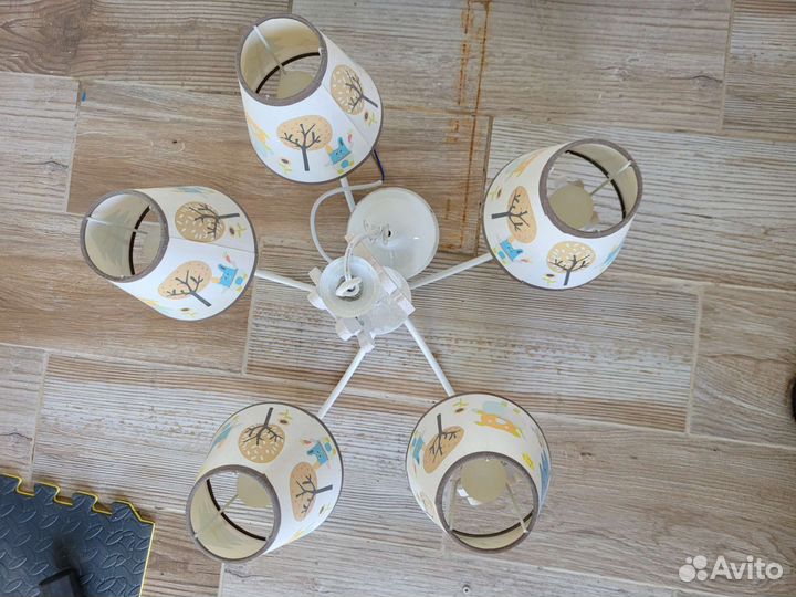 Люстра в детскую комнату и бра