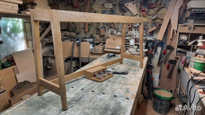 Подставка под электронное пианино