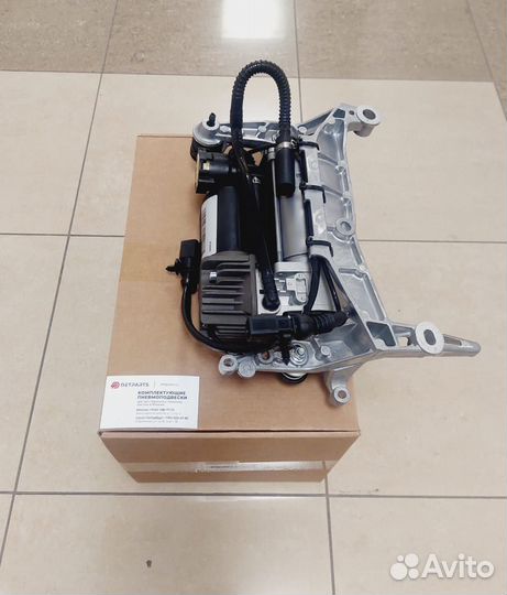 Компрессор пневмоподвески Audi Q7 4L новый