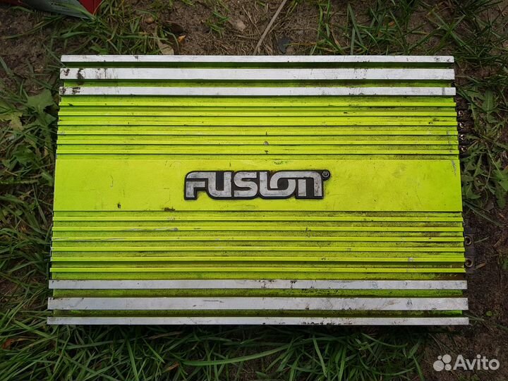 Усилитель Fusion FE-504+ конденсатор