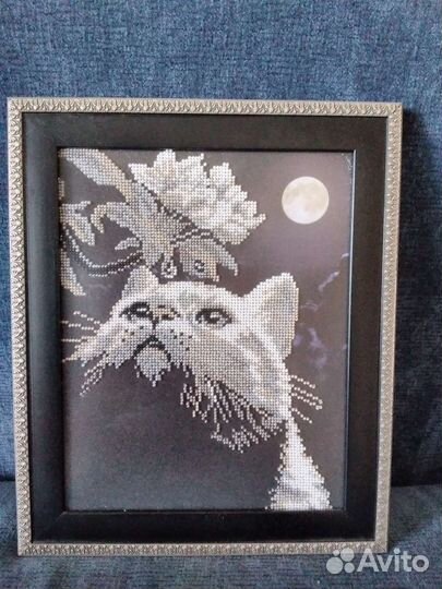 Картина бисером кот и луна