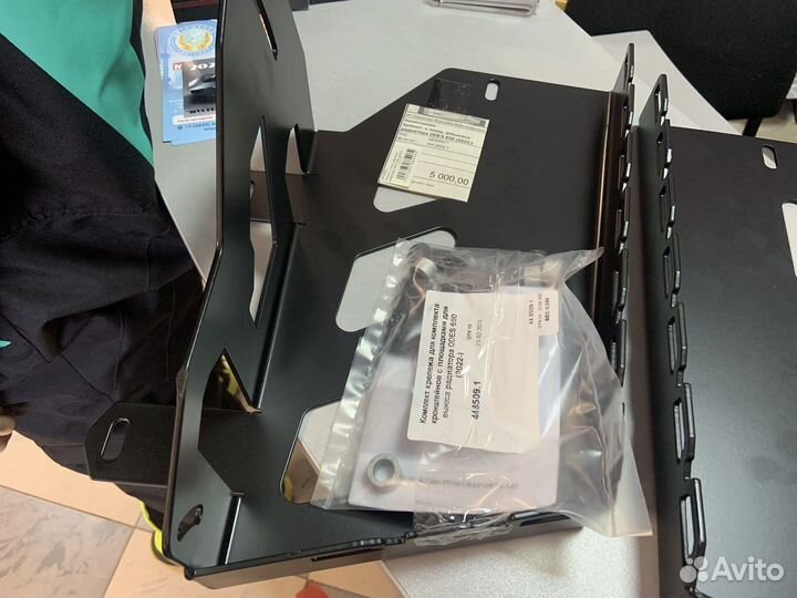 Комплект кронштейнов с площадками для выноса odes