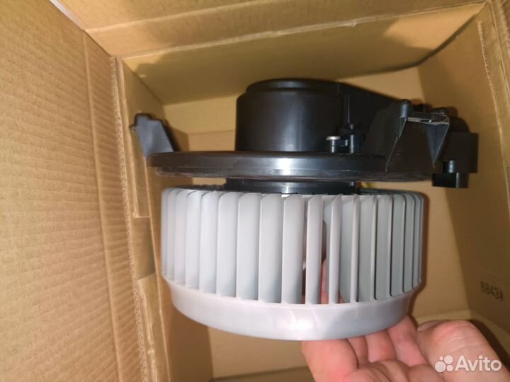 Моторчик отопителя 