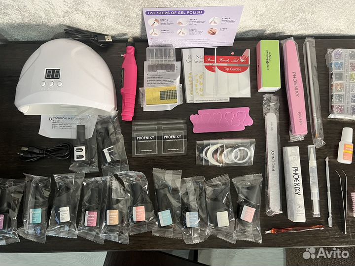Маникюрный набор с лампой и аппаратом