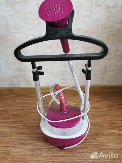 Отпариватель для одежды вертикальный напольный