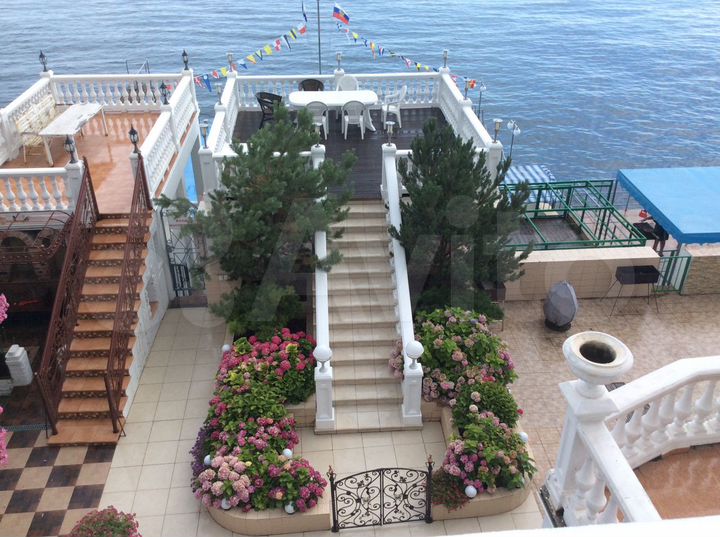 Дом 292,2 м² на участке 3 сот.