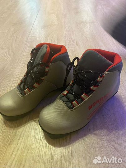 Ботинки детские для беговых лыж