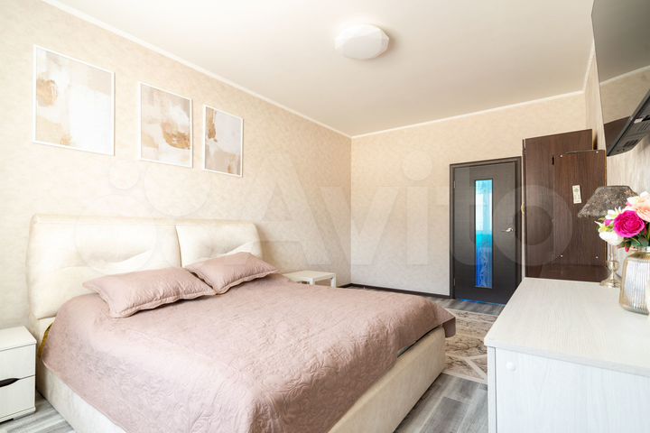 2-к. квартира, 72 м², 2/17 эт.