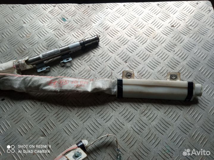 Шторка безопасности правая Kia Ceed JD