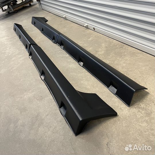 Накладки на пороги 