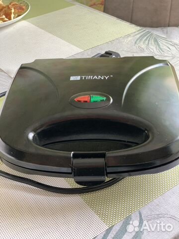 Электрическая вафельница