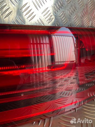 Фонарь задний правый Audi Q7 4M cvmd 2016