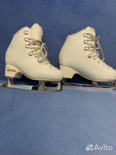 Фигурные коньки edea Wave 210