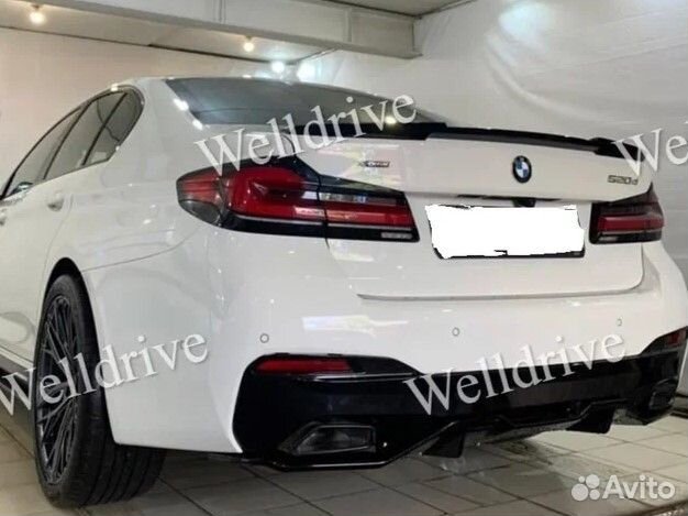 Спойлер на багажник BMW 5 G30 М4 черный глянец