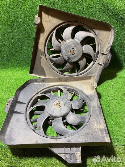 Электроивентилятор охлаждения Dodge Caravan 4