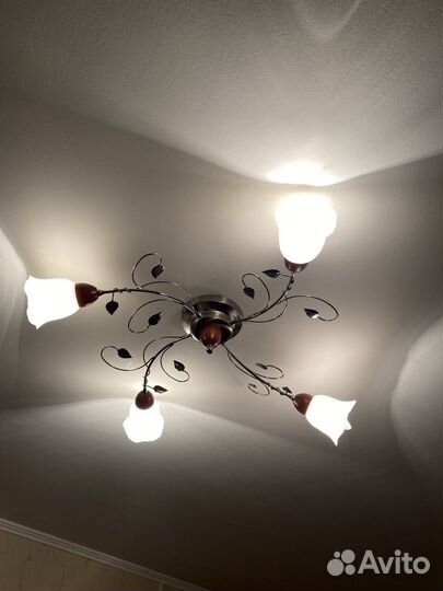 Люстра потолочная