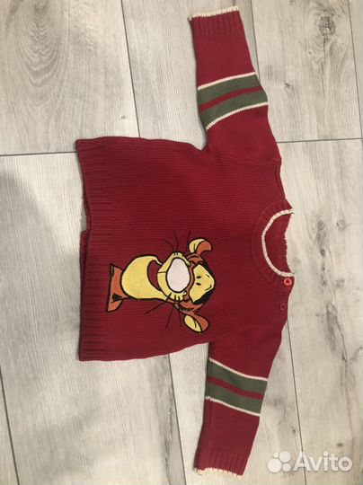 Вязаный свитер детский